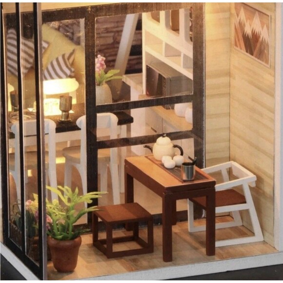 DIY Miniature Loft Apartment Dollhouse Kit 1:24 LED Crafty Christmas Gift NEW - Picture 6 of 12